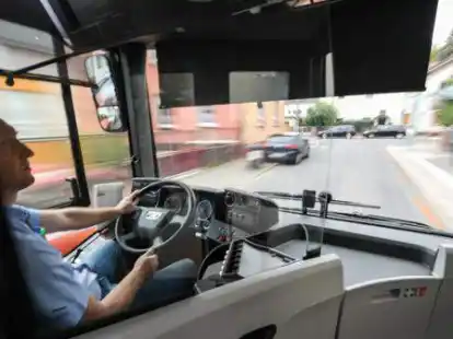 Beim Verkehrsverbund Ems-Jade fehlen Busfahrer. Dadurch fallen Fahrten weg, beispielsweise im l&auml;ndlichen Raum oder im Nachtbusverkehr.