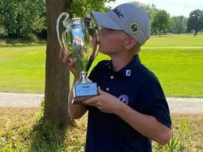 Hat sich f&uuml;r die Deutschen Meisterschaften qualifiziert: Mika Kirschstein vom Oldenburgischen Golfclub.