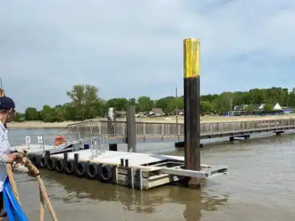 Die Weserf&auml;hre Guntsiet verkehrt mittlerweile wieder zum Anleger Harriersand. Aber wie geht es mit den Inselfreunden weiter?