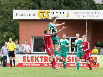 Auf Derbys gegen den Rivalen aus H&ouml;ltinghausen (gr&uuml;ne Trikots) d&uuml;rfen sich die BVB-Fans auch in der neuen Saison freuen.