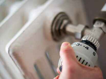 Heizung runter: In allen st&auml;dtischen Geb&auml;uden werden die Heizungen gedrosselt.