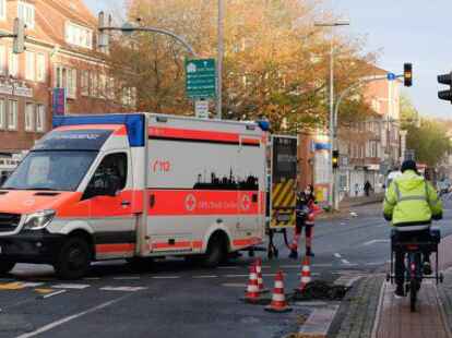 Noch ist es in Emden nicht dazu gekommen, dass Unfallopfer l&auml;nger als gesetzlich erlaubt auf den Rettungsdienst warten mussten. Auszuschlie&szlig;en ist das in Zukunft aber nicht mehr.