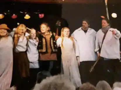 Eintracht in Emden: Die Kellys auf dem Sch&uuml;tzenplatz.