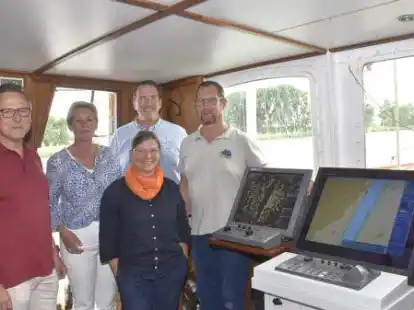 Die Freude &uuml;ber das neue Radarger&auml;t ist gro&szlig; (von links): Christoph Hartz, Imke Janssen, Dr. Christine Keitsch, Johannes Reifig und Jens Wilbertz