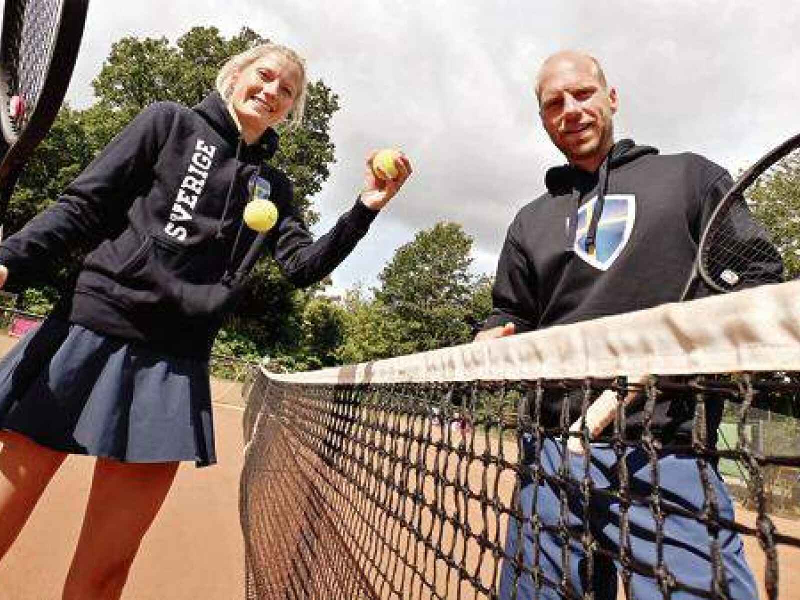 Zwei Huder spielen den „Davis-Cup der Altersklassen“