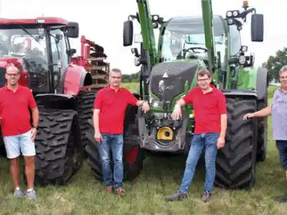Tractor-Pulling Landvolkverein Jeddeloh I (von links): Lars Meyer, Jan-Gerd Hollje, Frank von Aschwege und Andre Meyer.