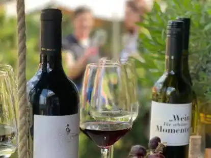 Am 4. und 5. November findet erstmals ein gro&szlig;es Weinfest auf dem Nordenholzer Hof in Hude statt.