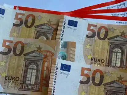 Der FC Brookmerland hat ein Spendenkonto eingerichtet, um der Familie des pl&ouml;tzlich auf dem Fu&szlig;ballplatz verstorbenen Spielers zu helfen.