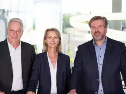 Jetzt ein Dreier-Vorstand: (v.l.) Gerold Saathoff, Christine L&uuml;hr-Boekhoff und Axel Eilers.