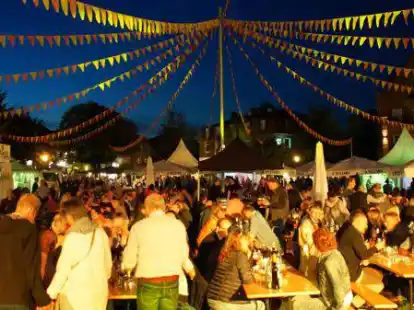 Beim Weinfest wird in L&ouml;ningen wieder an zwei Tagen gefeiert.