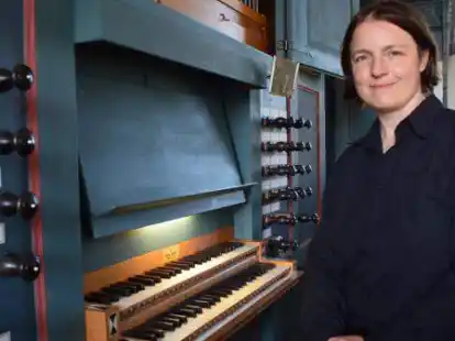 Anneke Brose spielt am Sonntag, 21. August, in St. Matth&auml;us Rodenkirchen die Orgel.