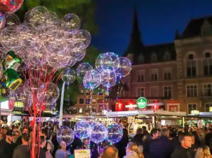 Lange haben die Menschen in Oldenburg auf das Stadtfest gewartet. Jetzt ist es zur&uuml;ck, mit einem bunten Programm.