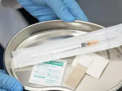 In Oldenburg k&ouml;nnen sich &Uuml;ber-60-J&auml;hrige und Menschen mit Vorerkrankungen f&uuml;r eine Impfung anmelden.