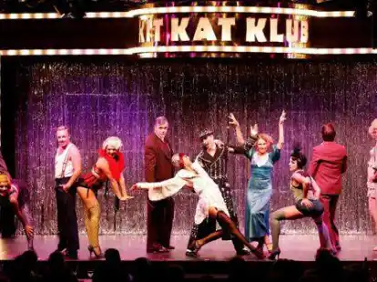 Eine Szene aus dem Kit-Kat-Klub im Erfolgsmusical &bdquo;Cabaret&ldquo;.