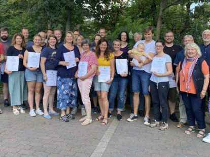 31 Frauen und M&auml;nner nahmen an der Imkerausbildung teil.