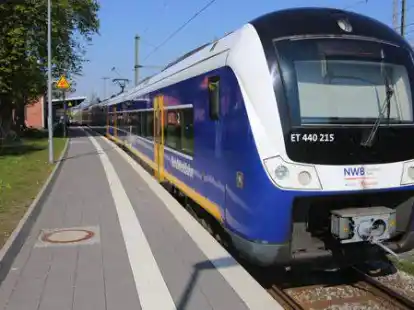 Nordwestbahn am Bahnhof Nordenham