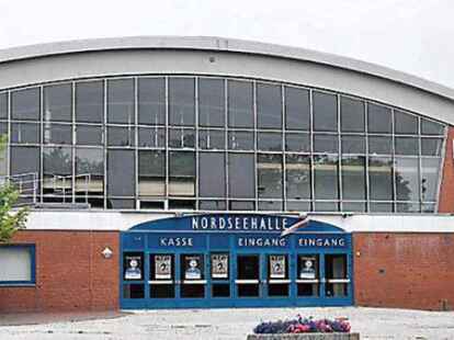 War schon einmal in den 1990er Jahren Fl&uuml;chtlingsunterkunft: die Emder Nordseehalle.