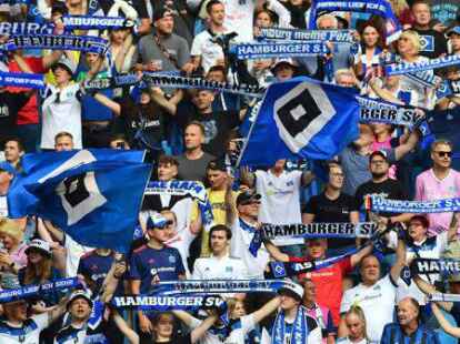 Der Hamburger SV hat ein von L&aacute;szl&oacute; B&eacute;nes signiertes Trikot zugunsten der Familie Memenga versteigert.