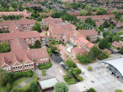 An der Hochschule Emden/Leer im Stadtteil Constantia beginnt am 1. September offiziell das neue Wintersemester.