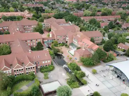 An der Hochschule Emden/Leer im Stadtteil Constantia beginnt am 1. September offiziell das neue Wintersemester.