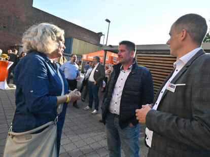 Der Einladung zum Sommerempfang im Verlagshaus der Emder Zeitung folgten zahlreiche G&auml;ste, um einen Einblick in die Arbeitsweise von Redaktion, Technik und Vermarktung zu bekommen.