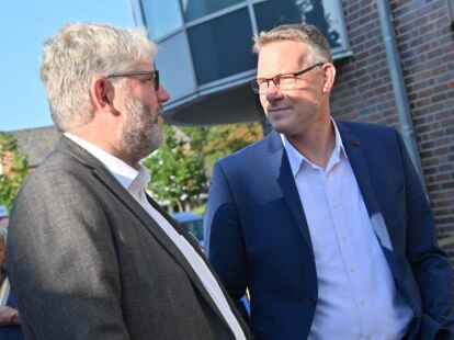 Der Einladung zum Sommerempfang im Verlagshaus der Emder Zeitung folgten zahlreiche G&auml;ste, um einen Einblick in die Arbeitsweise von Redaktion, Technik und Vermarktung zu bekommen.