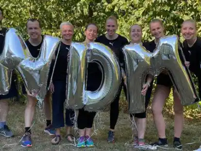 Drei Buchstaben, ein Triumph: Die Gruppe &bdquo;Ephemera&ldquo; hat sich bei der Norddeutschen Meisterschaft in Geesthacht den Titel im Turn-Gruppen-Wettkampf der Senioren-Klasse gesichert.