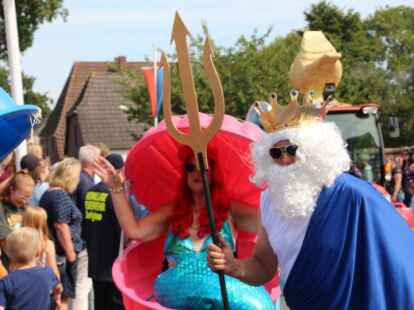 Festumzug zum 390. Ovelg&ouml;nner Pferdemarkt