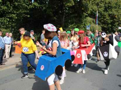 Festumzug 390. Ovelg&ouml;nner Pferdemarkt