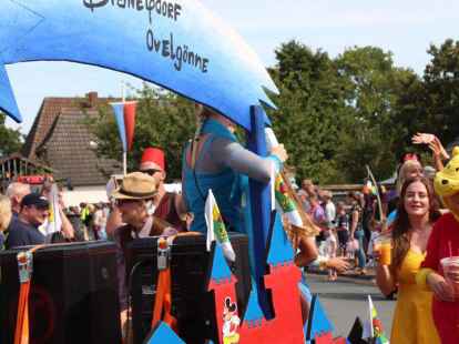 Festumzug zum 390. Ovelg&ouml;nner Pferdemarkt