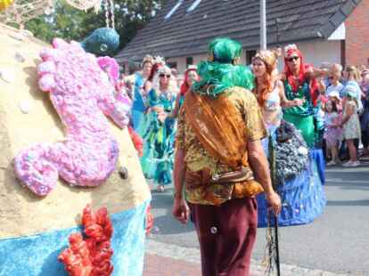 Festumzug 390. Ovelg&ouml;nner Pferdemarkt