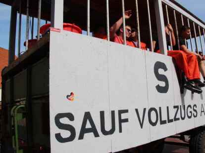 Festumzug zum 390. Ovelg&ouml;nner Pferdemarkt