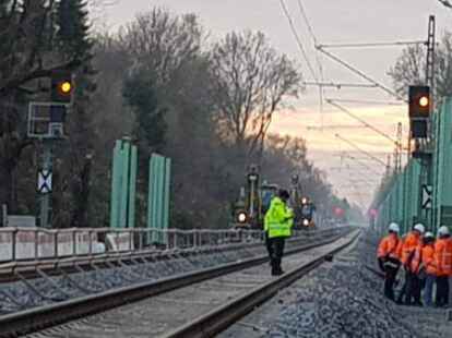 Bahn informiert über Hochspannung
