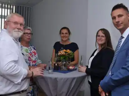 J&uuml;rgen Westerhoff, NWZ v.l., Heidi Bosse, CDU Ratsfrau, Julia Muth, Pressesprecherin Stadt WHV, Birthe Uphoff sowie Alexander Leonhardt, Wirtschaftsf&ouml;rderung WHV im Gespr&auml;ch &uuml;ber die Potenziale der Jadestadt.