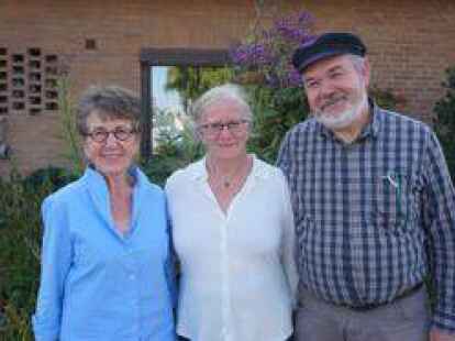 Ihre Kinder wuchsen gemeinsam in der Trakehnenstra&szlig;e auf (v.l.) Uta Pille, Walburga und Heinz-Peter Hahn