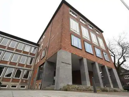 15 Jahre nach der Attacke: Vor dem Oberlandesgericht Oldenburg streitet Gewaltopfer Christoph Rickels mit seinem fr&uuml;heren Anwalt. Vorwurf: schwere Fehler in der Beratung.