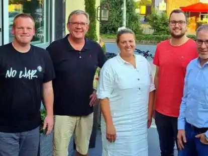 Der neue Vorstand (v.l.): Robert Gertzen, Franz-Josef Kettmann, Nadja Grotjan, Leon Kr&ouml;ger und Stefan Frerichs.