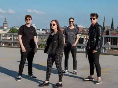 Die  Band Queens & Jesters ist eine von sechs Bands, die am Bandcontest &bdquo;Local Heroes&ldquo; teilnimmt.