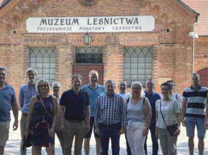 Museumsbesuch unter Freunden: Eine Zwischenahner Delegation war jetzt zu Gast in der polnischen Partnerstadt Gołuch&oacute;w.