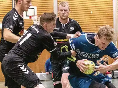 Eng gedeckt: Viele Tore genehmigte Haren dem TvdH-Team um Niclas Hafemann (am Ball) nicht.