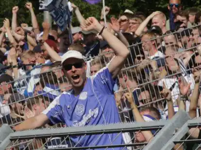 Obenauf sind die Fans des VfB Oldenburg in den vergangenen Wochen. In den letzten vier Partien holte ihr Team zehn Punkte.