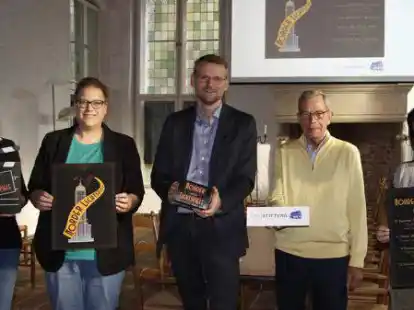 Sie haben die neuen &bdquo;Norder Lichtspiele&ldquo; organisiert: Maike Graber (von links), Inga Graber, Dr. Matthias Stenger, Dr. J&ouml;rg Hagena und Frauke Stenger.