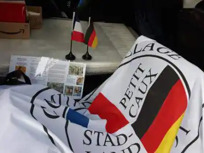 Insgesamt rund 30 K&uuml;nstlerinnen und K&uuml;nstler stellen in Biville-sur-Mer in der Gemeinde Petit-Caux aus.