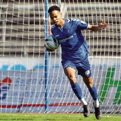 Kann er dem VfB-Team jetzt schnell wieder auf dem Platz helfen: Ayodele Adetula