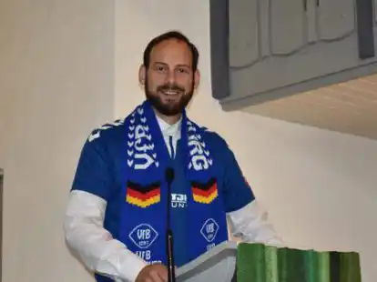 Ocholts  Pfarrer Henning Menke ist seit seiner Kindheit ein gro&szlig;er Fan vom VfB Oldenburg.