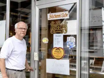 Schweren Herzens  schlie&szlig;t B&auml;ckermeister Helmut Eicke das Gesch&auml;ft ab.