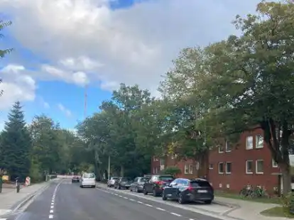 Blick in die Popenser Stra&szlig;e im Auricher Stadtteil Popens. Hier ereignete sich zum Wochenbeginn eine Gewalttat, bei der eine junge Kurdin starb.