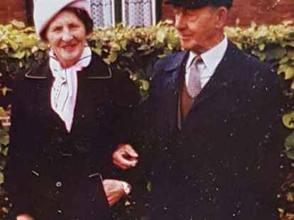 Die Eltern des Erz&auml;hlers: der Maschinist und Kranf&uuml;hrer Louis Petersen mit Ehefrau Fentke.