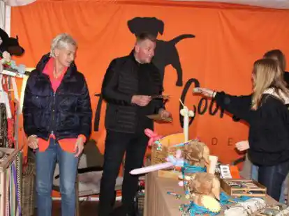 Sch&ouml;nes auch f&uuml;r Vierbeiner: Selbst das wurde bei der Landpartie auf Gut Horn angeboten.