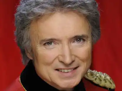 Schlagerlegende Peter Orloff singt in der Stadthalle Aurich